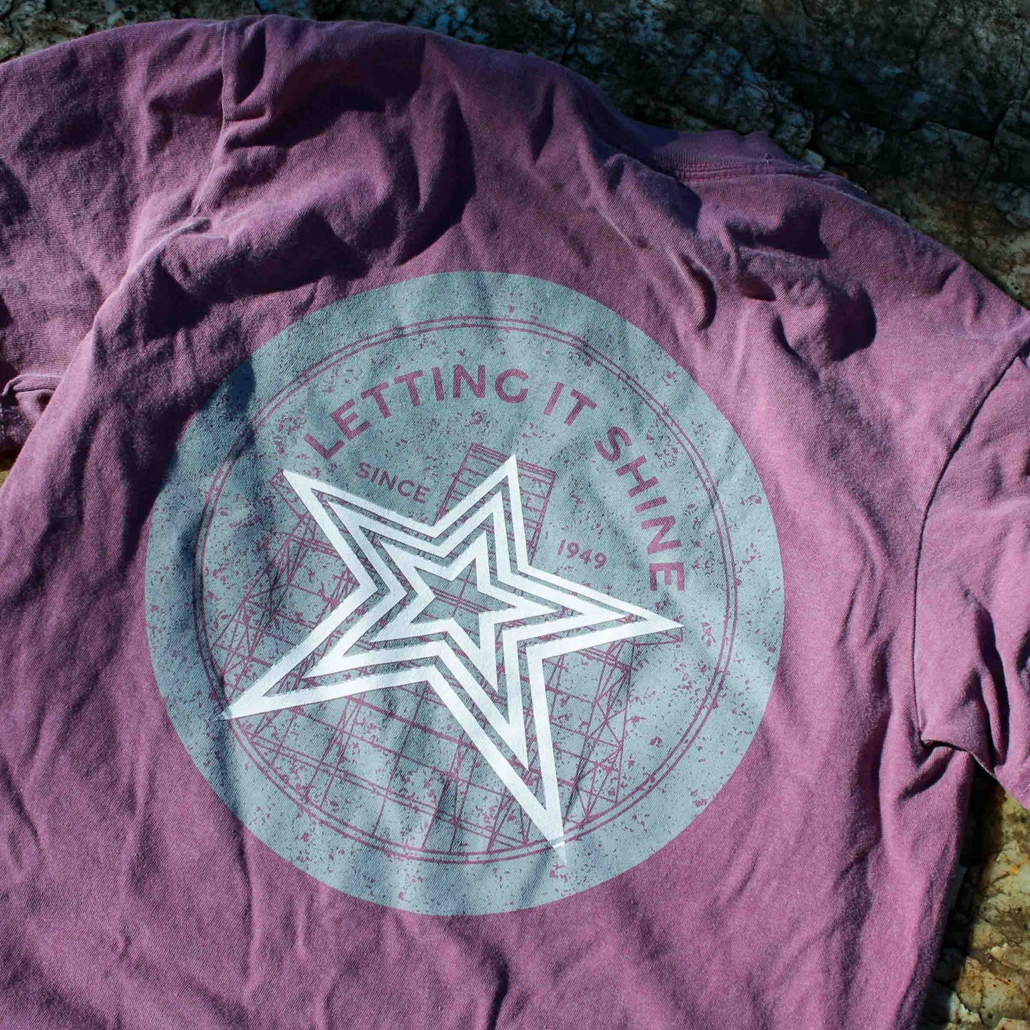 Roanoke Lifestyle - Comfort Colors® Star T-shirt
