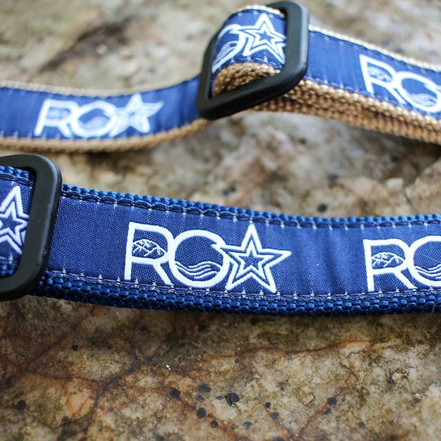 Roanoke Lifestyle - Dog Collar